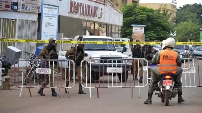 Burkina Faso'da öğrencileri taşıyan minibüs mayına denk geldi: En az 14 ölü