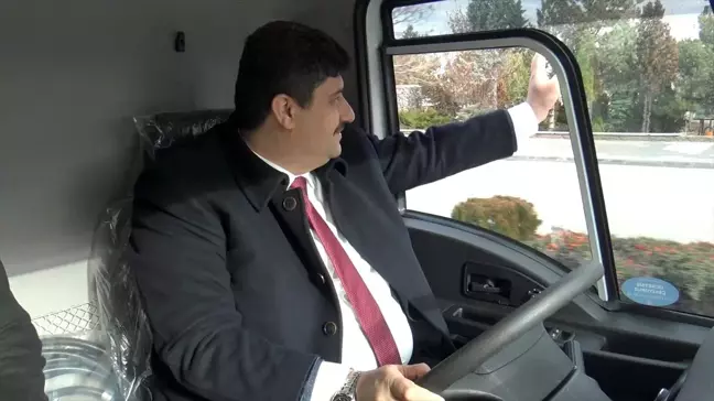 Kahramankazan Belediyesine 10 hizmet aracı alındı