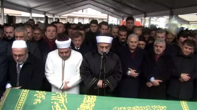 Başkan Göksu'nun annesi son yolculuğuna uğurlandı