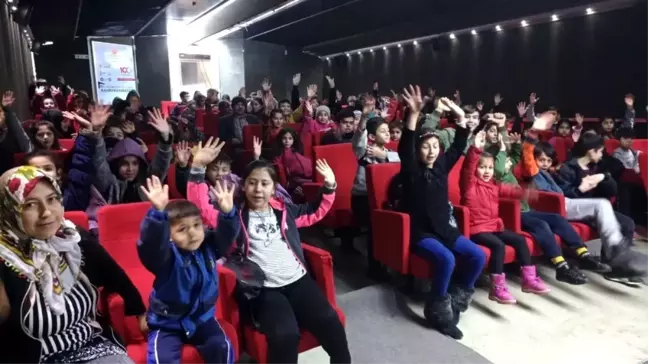 Afşin'de ozanlar 100'üncü yıl için söyledi