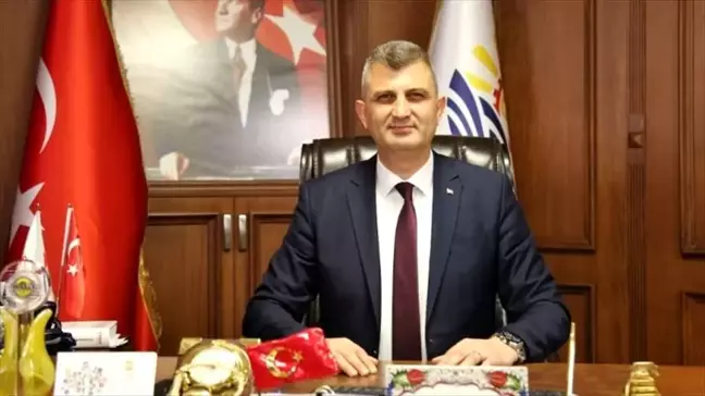 Gölcük Belediyesi'nden depremzedelere destek