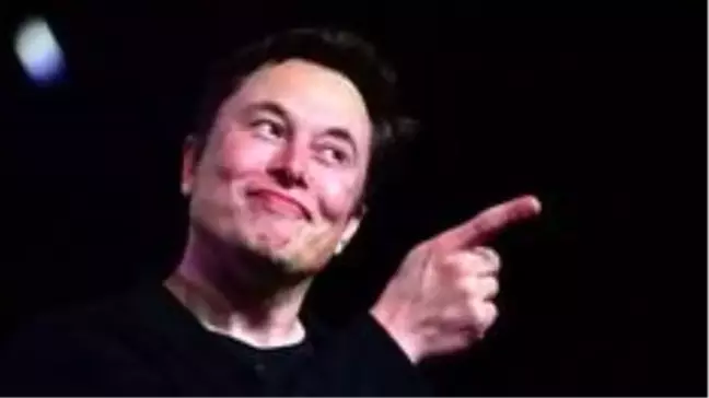 Elon Musk, Zuckerberg'i hedef aldı: Facebook'u silin