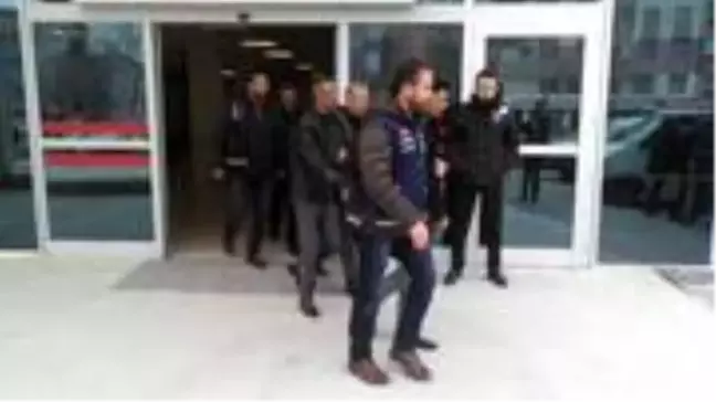 Hesap kavgasında gözaltına alınan 6 şüpheliden 4'ü tutuklandı