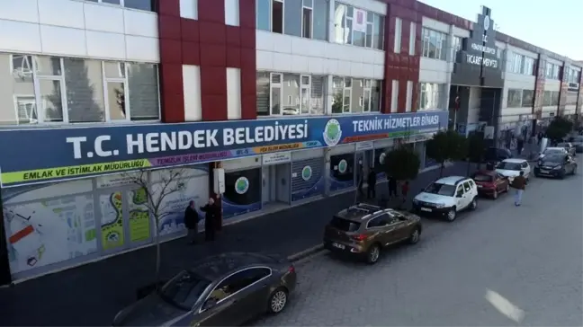 Hendek Belediyesi birim müdürlüklerinin yerlerinde değişik yapıldı