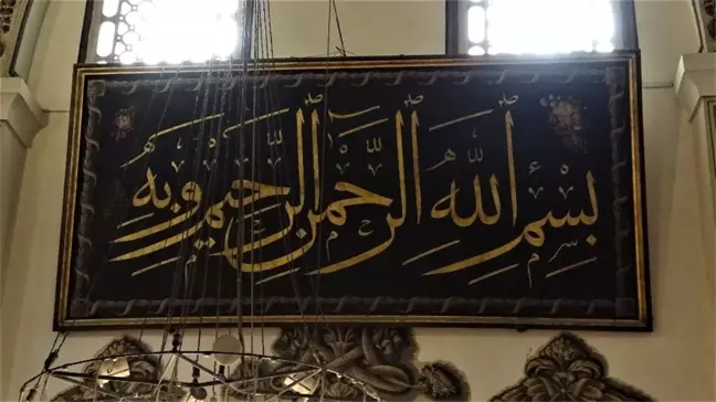 Turist rehberi Ulucami'nin bilinmeyen sırlarını anlattı