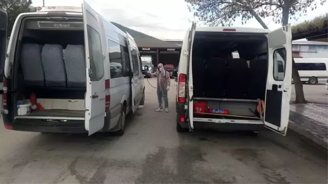 Osmaneli'ndeki toplu taşıma araçlarında ilaçlama ve dezenfeksiyon çalışmaları