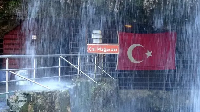 Dünyanın en uzun ikinci mağarasında Korona virüs önlemi