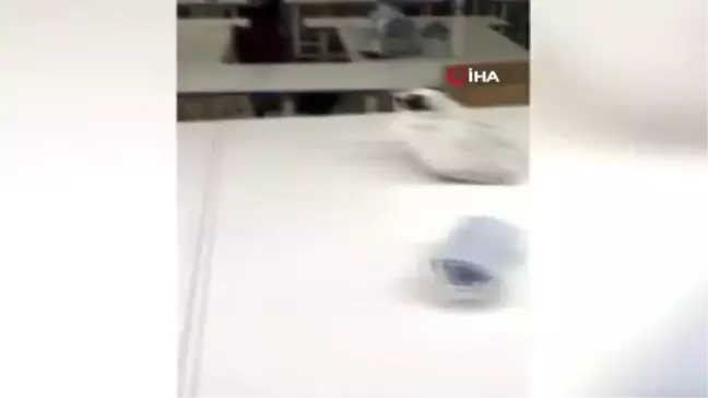 Sancaktepe'de kaçak maske üretilen imalathaneye denetim: 22 bin maske ele geçirildi