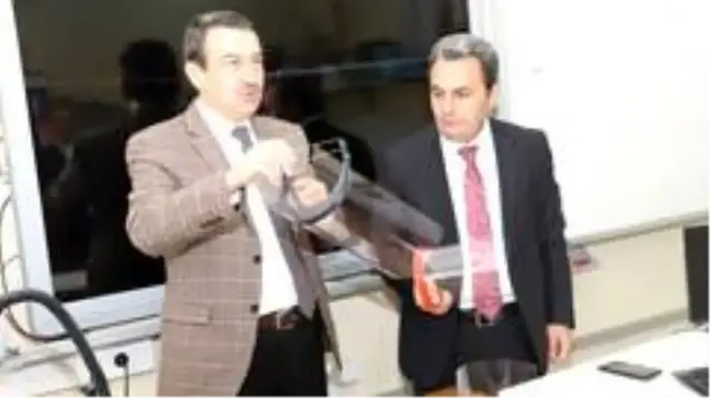 Niğde'de sağlıkçılar için siper yaptılar