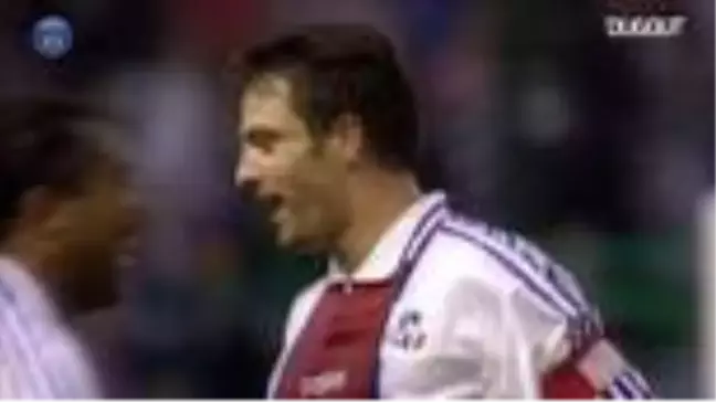 Paris Saint-Germain, 1995 Lig Kupası'nda Zafere Ulaşıyor