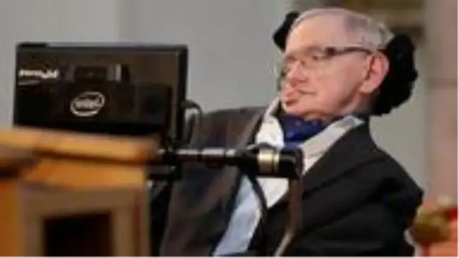 Stephen Hawking'in kişisel suni solunum cihazı İngiltere'de bir hastaneye bağışlandı