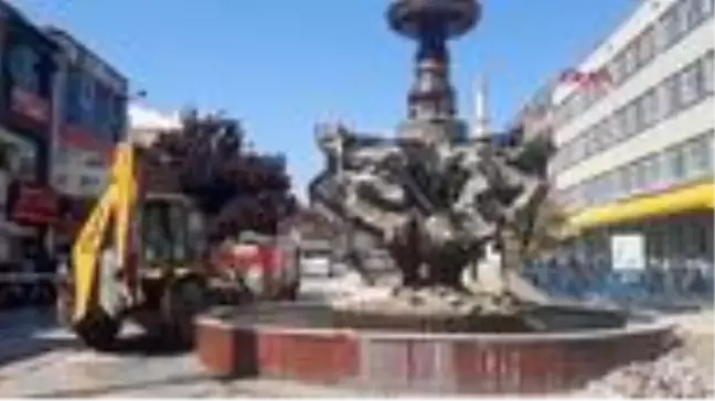 Edirne'nin simgelerinden 'Sevda Çeşmesi' belediye tarafından yıkıldı