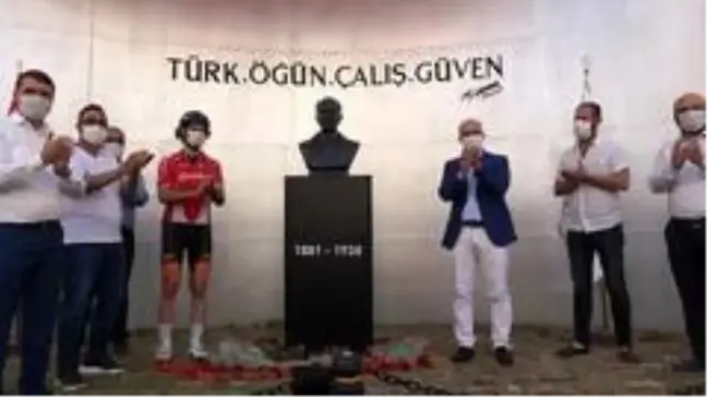Çamlıbel'e yeni Atatürk büstü