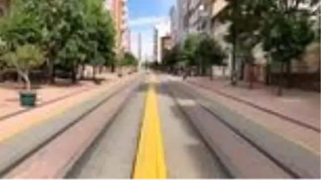 Cadde ve sokaklar boş kaldı