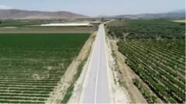 Manisa'da 60 yıldır özlemle beklenen yol tamamlandı