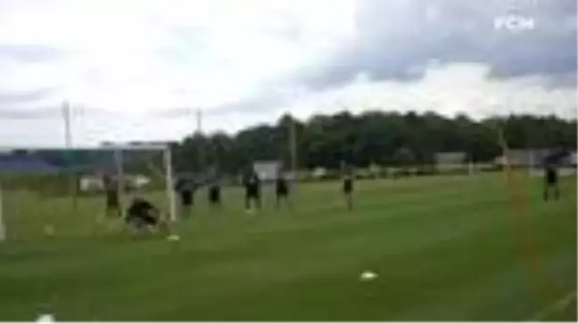 FC Midtjylland’ın Genç Oyuncuları vs A Takım Oyuncuları Şut Challenge