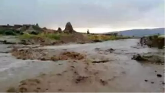 Kapadokya'da sel böyle görüntülendi