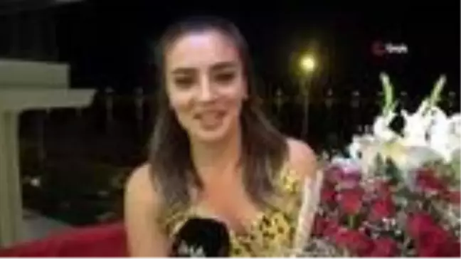 Cem Belevi'den sevgilisine sette ilk gün çiçeği