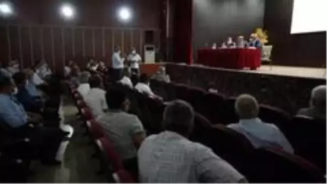 Muhtarlarla tütün toplantısı yapıldı