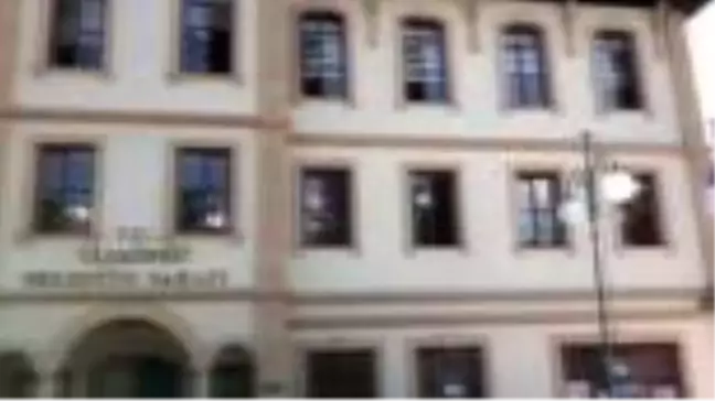 Taşköprü Belediye Başkanı Çatal'ın bulunduğu eve silahla ateş açıldı
