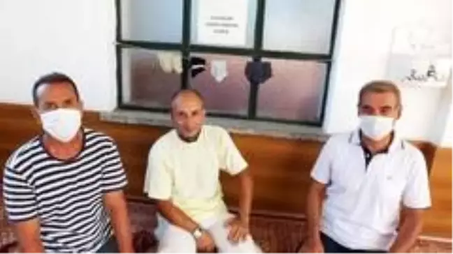 Camide çoraplar bedava