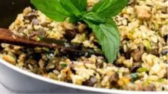 Ciğerli iç pilav nasıl yapılır? Masterchef özel ciğerli iç pilav tarifi ve malzemeleri