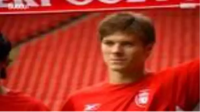 Luis Garcia ve Xabi Alonso Liverpool'da!