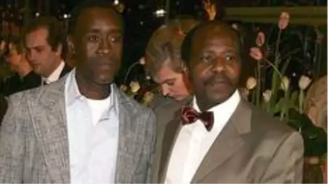Hotel Rwanda filminin esin kaynağı olan Hutu 'terörist faaliyetler' yürüttüğü gerekçesiyle...