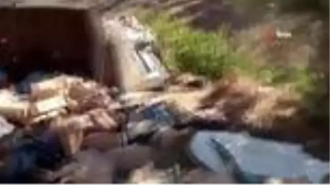 Son Dakika: Malatya'da arı kovanı yüklü kamyon devrildi: 3 ölü