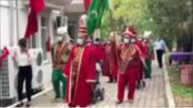 Huzurevi sakinlerinden oluşan mehter takımı ilk konserini verdi