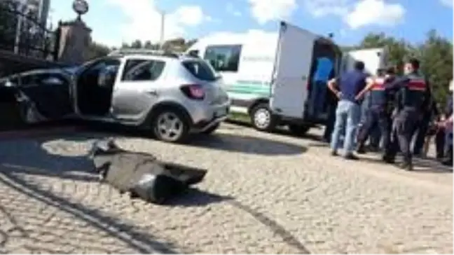Çanakkale'de trafik kazası: 3 ölü, 1 yaralı
