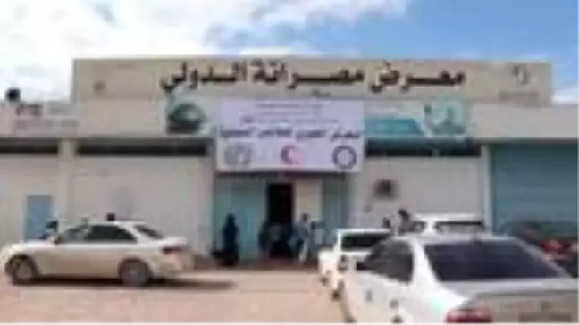 İHH Libya'da yerinden edilmiş ailelere giyim yardımı için