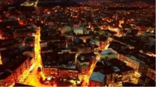 Balıkesir'de vatandaşlar sokağa çıkma yasağına uydu