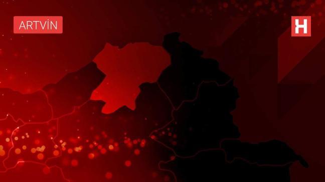 Artvin Valisi Doruk, Borçka'da Kovid-19 değerlendirme toplantısına katıldı