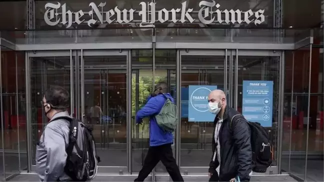 New York Times IŞİD'le ilgili podcast serisi Caliphate'teki 'hatalar ve tutarsızlıklar' nedeniyle bir ödülü geri verdi