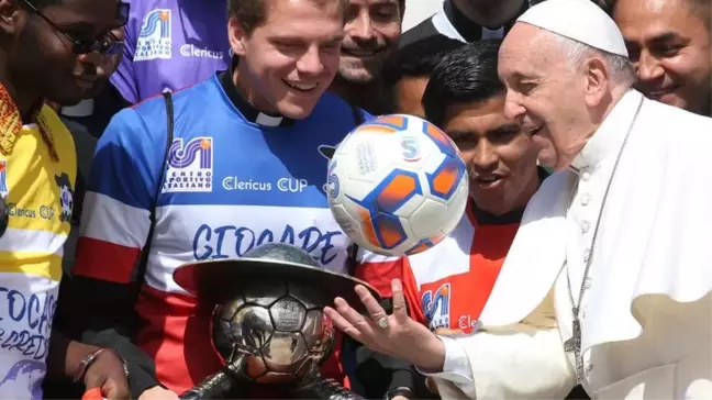 Papa Francesco futbol tutkusunu anlattı: 'Kalecilik benim için hayat okulu oldu'
