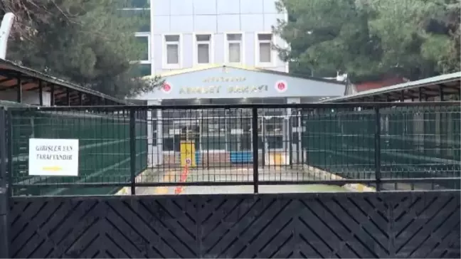 Diyarbakır'da derslerde PKK propagandası yapan öğretmen gözaltına alındı