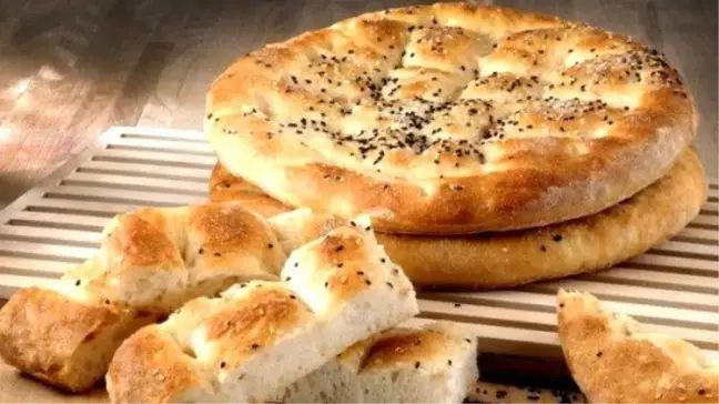 Evde Ramazan pidesi tarifi! Ramazan pidesi nasıl yapılır? Kıymalı, kaşarlı, kavurmalı pide tarifi!