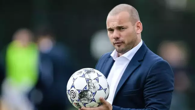 Wesley Sneijder, Hollanda 2. Lig ekibi Den Bosch'u satın alacak