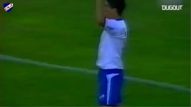 Luis Suarez'in Rentistas'a Attığı Kafa Golü