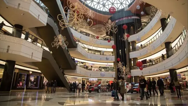 AVM'ler kapanacak mı? Kabine Toplantısı AVM kararları açıklandı mı?