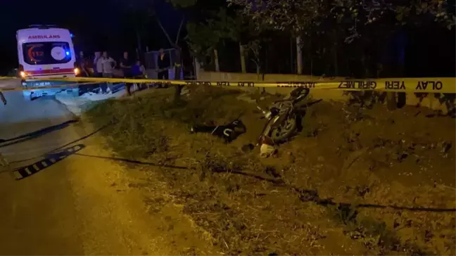 Uşak'ta şarampole devrilen motosikletin sürücüsü hayatını kaybetti