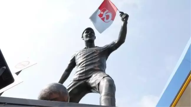 Statue of Nwakaeme built in Trabzon