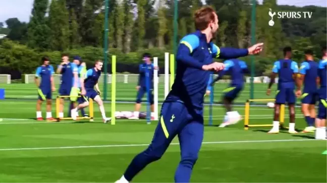 Harry Kane Avrupa Konferans Ligi Maçı Öncesi Antrenmana Katıldı