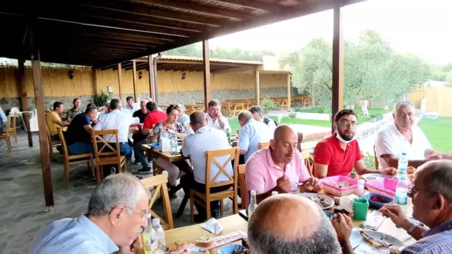 Muhtarlardan Kaymakam Sözer'e veda yemeği