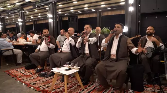 Bursa'da Mahmut Tuncer'li sıra gecesi