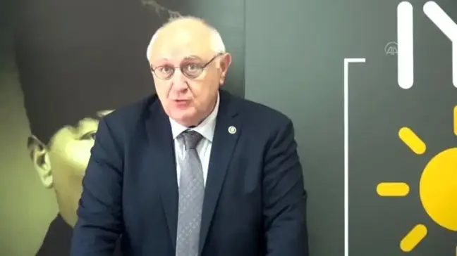 Ahmet Kamil Erozan kimdir? Ahmet Kamil Erozan kaç yaşında, nereli? Ahmet Kamil Erozan biyografisi!