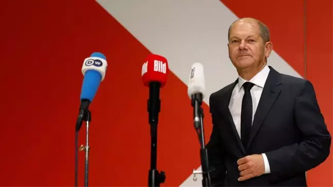 Almanya'da kritik koalisyon görüşmeleri başlıyor: Sosyal Demokratlar hükümeti kurabilecek mi?