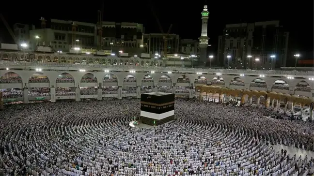 Hz. Muhammed (S.A.V.) ne zaman doğdu? Peygamberimizin doğum tarihi nedir, doğum günü ne zaman? Hz. Muhammed doğduğunda gerçekleşen mucizeler!