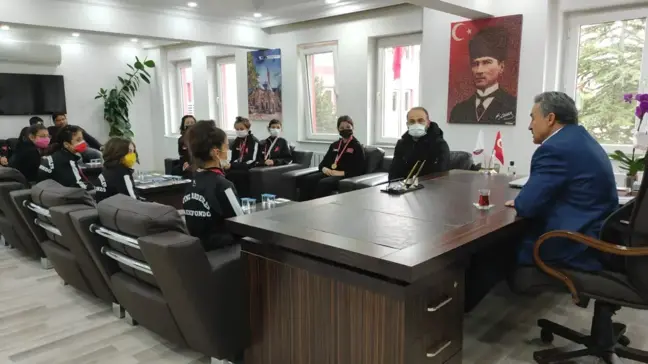 Seydişehir Belediyesi Spor Kulübü sporcuları Başkan Tutal'ı ziyaret etti